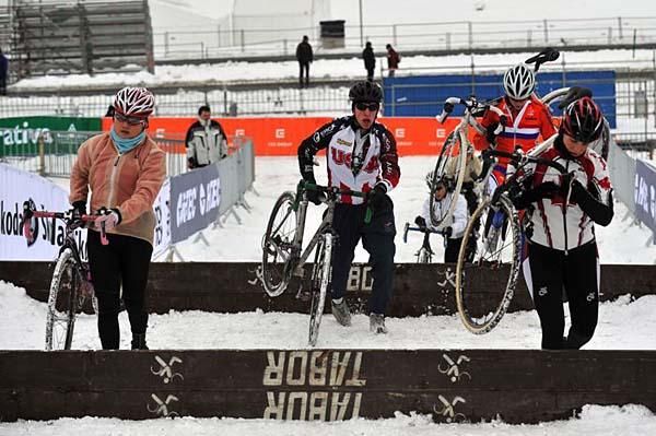 Riders spent time on Thursday previewing the world championship course.