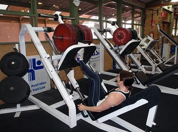 225 kilograms on one leg in the leg press...