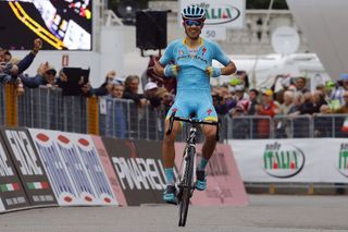 Diego Rosa wins the 2015 Milan - Turin