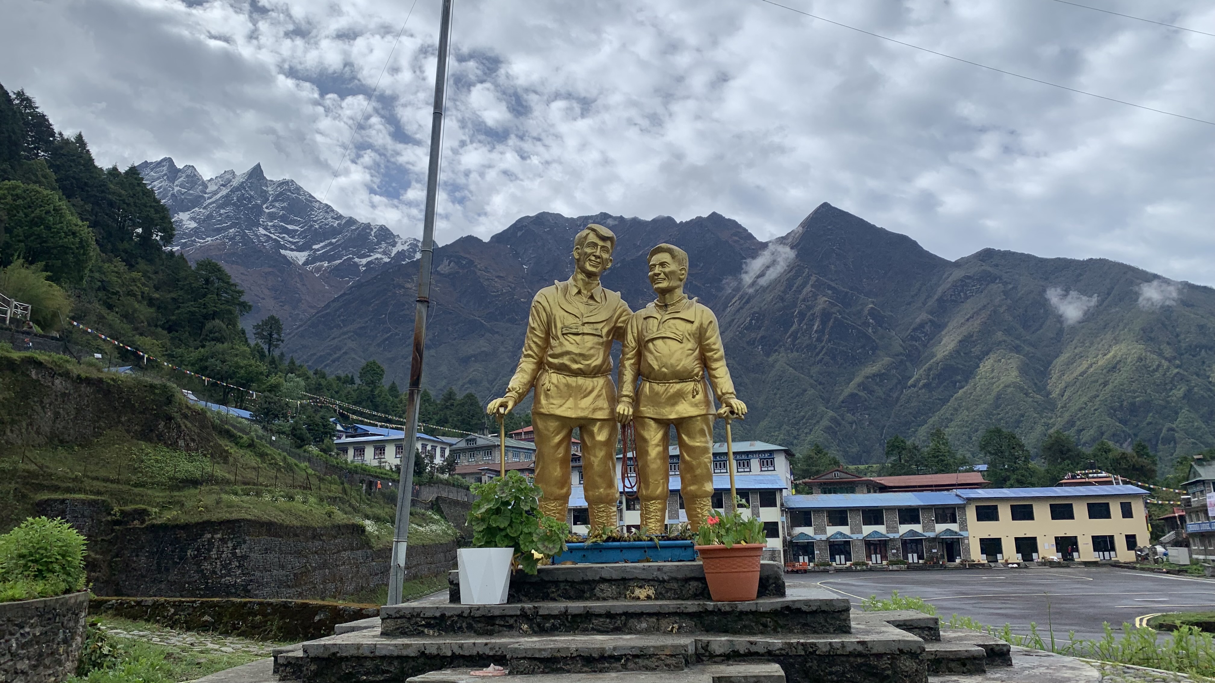 Statues of Tenzing Norgay and Edmund Hillary at Lukla airport