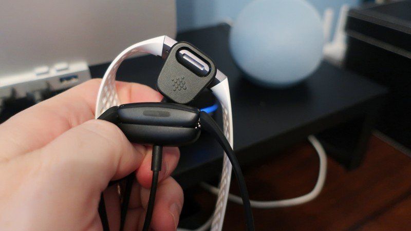 Fitbit Inspire 2 Cradle 3