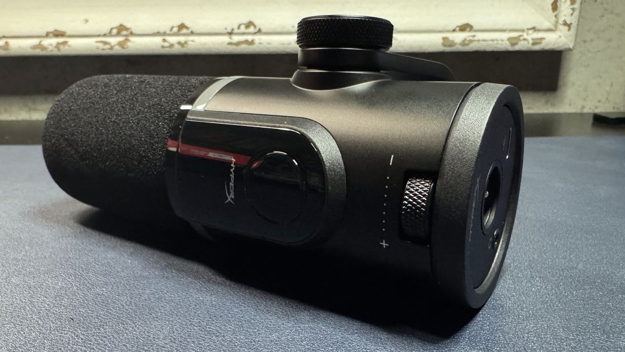 HyperX FlipCast