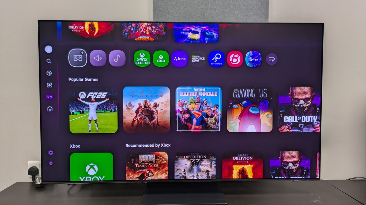 Samsung S95F Game Hub