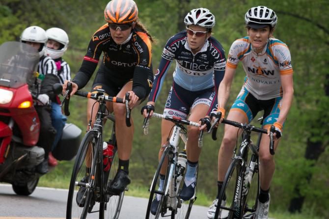 Amber Gaffney leads Rushlee Buchanan and Kathryn Donovan in the women's breakaway, which had representation from the three leading teams on GC.