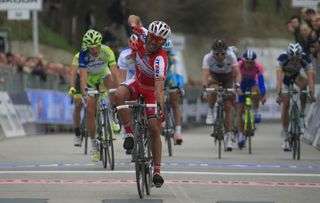 Stage 6 - Rodriguez attacks to take penultimate stage victory