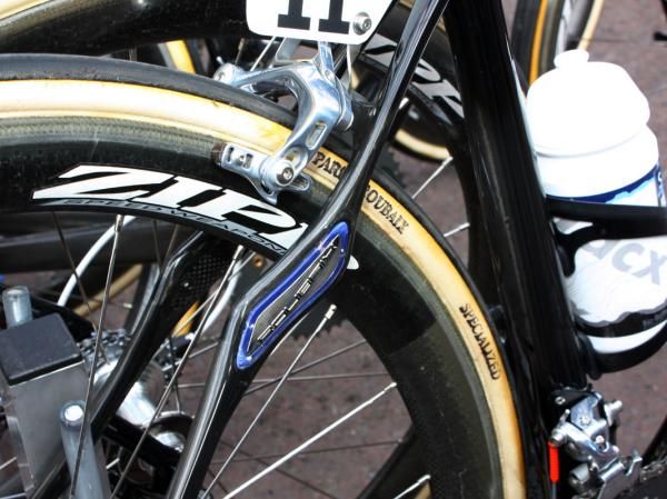 Zertz elastomeric inserts in both the seat stays and the fork blades help kill vibration, according to Specialized.