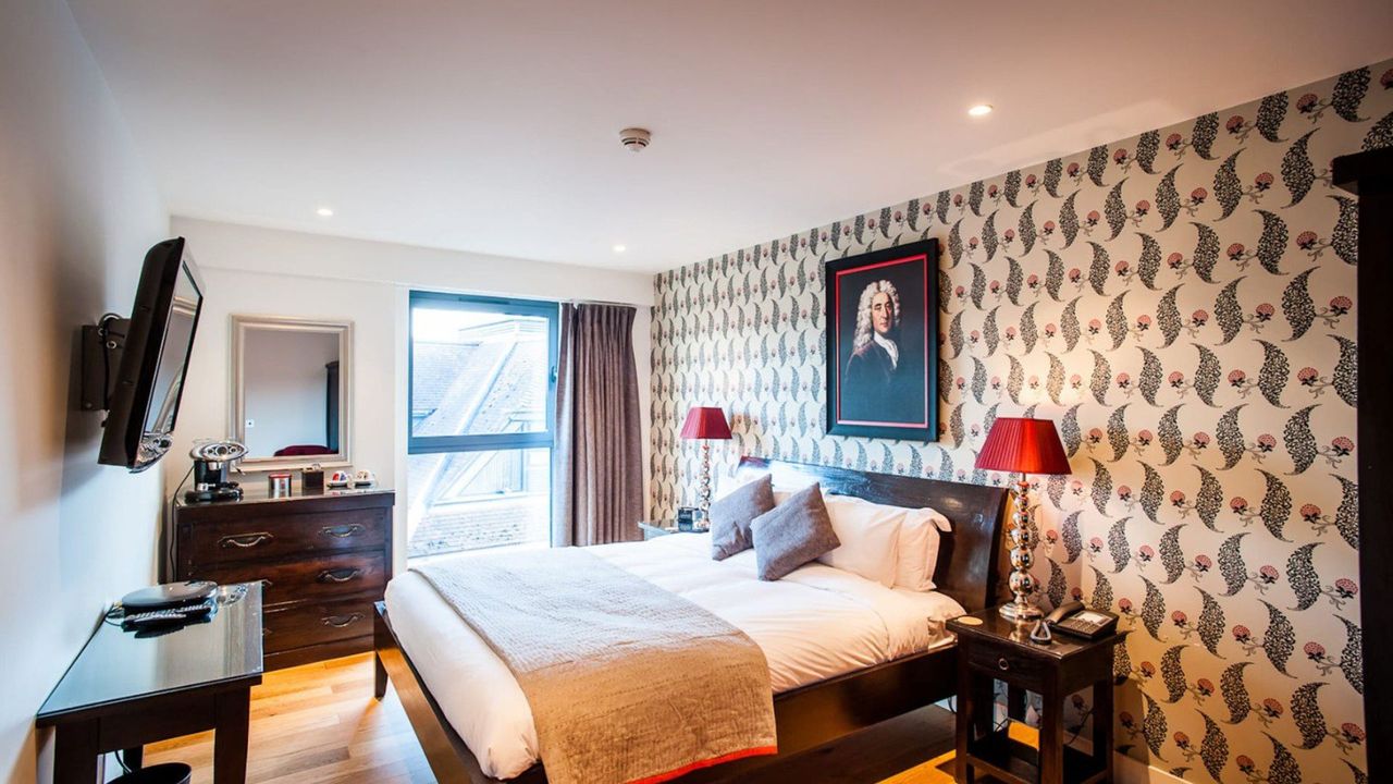 General view of a hotel room from Varsity Hotel and Spa, Camridge