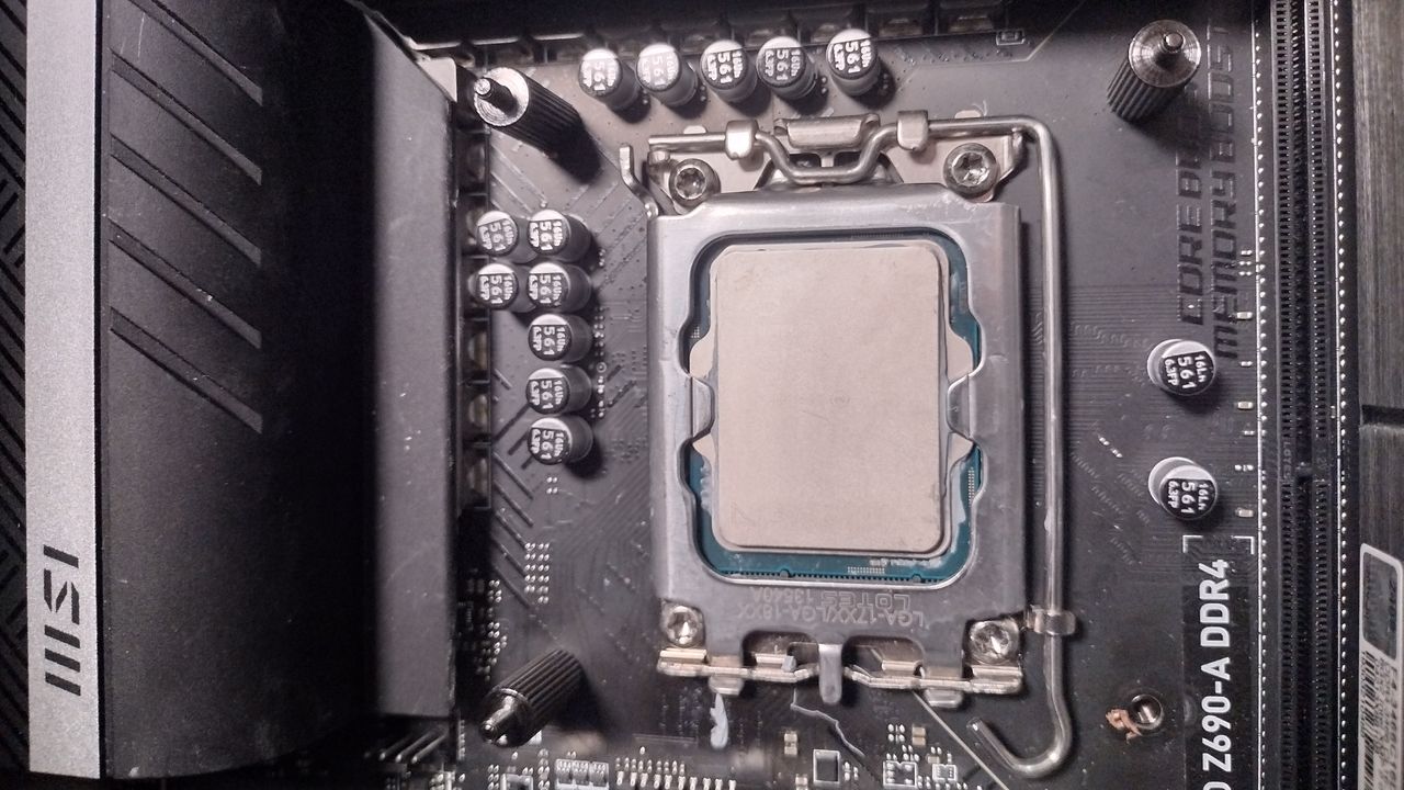 Cooler Master PL240 Flux
