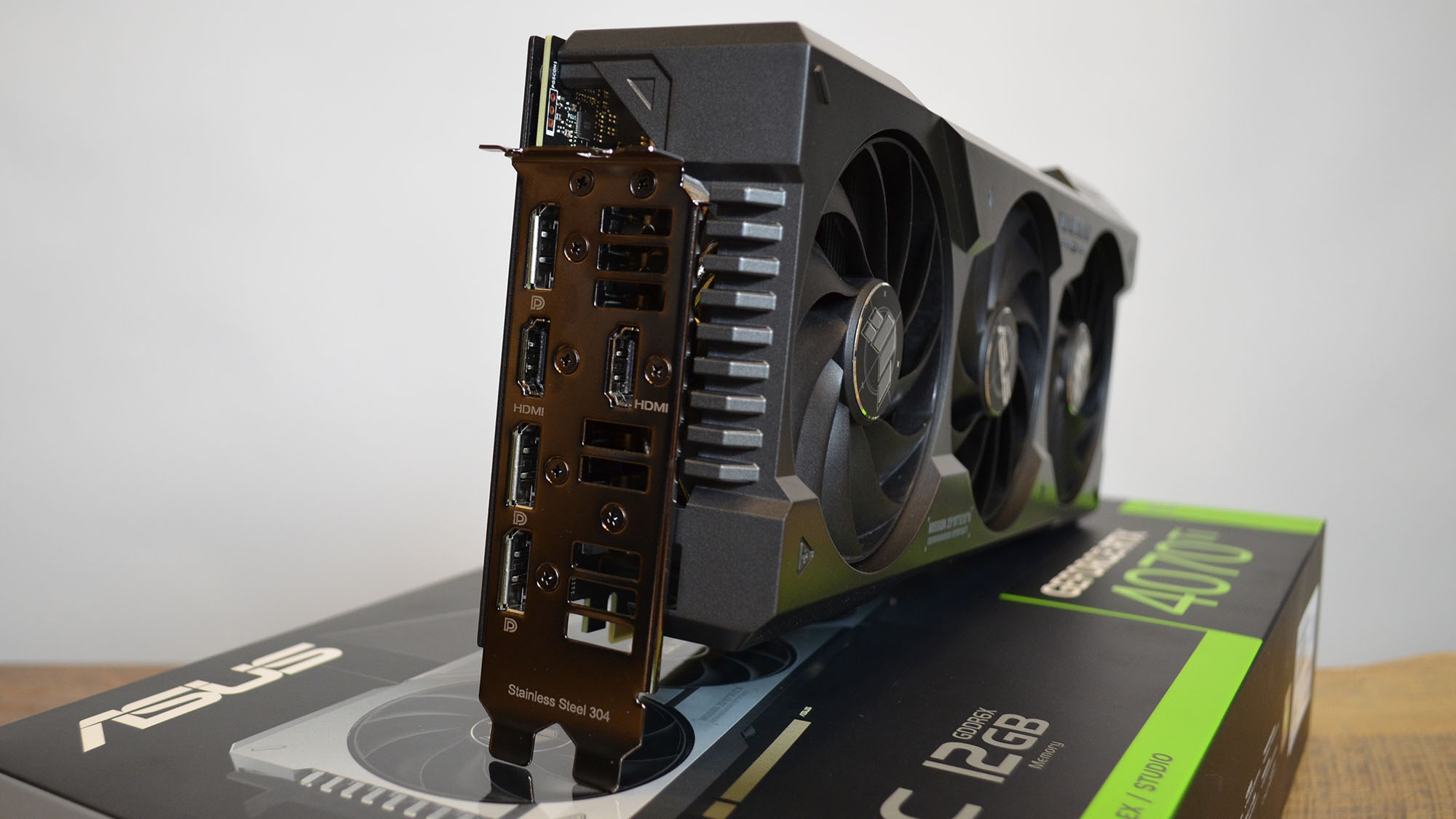 Nvidia RTX 4070 Ti Super может быть почти равна RTX 4080 и иметь действительно хороший графический процессор… но с одним потенциальным недостатком