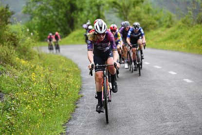 Van der Breggen leads the bunch on the final climb of Vuelta Feminina 2025
