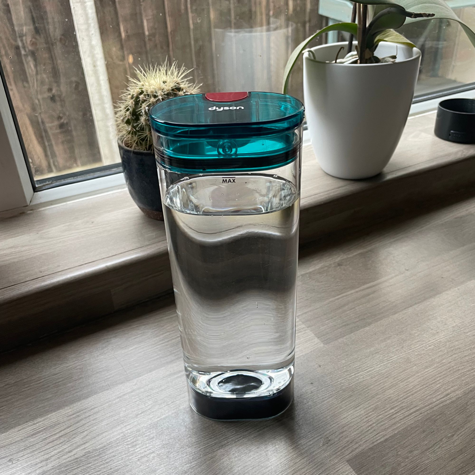 Clean water tank of the Dyson Clean+Wash Hygiene