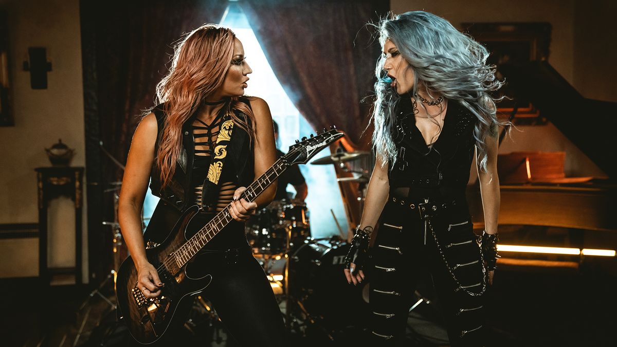 [L-R] Nita Strauss and Alissa White-Gluz