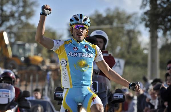 Alberto Contador (Astana) takes his first win of 2010.