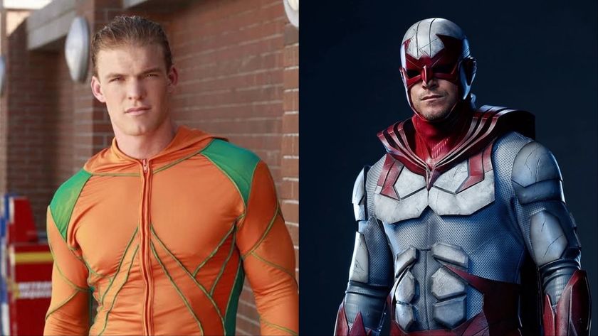 Side-by-side promo pictures of Alan Ritchson&#039;s versions of Aquaman from Smallville and Hawk from Titans