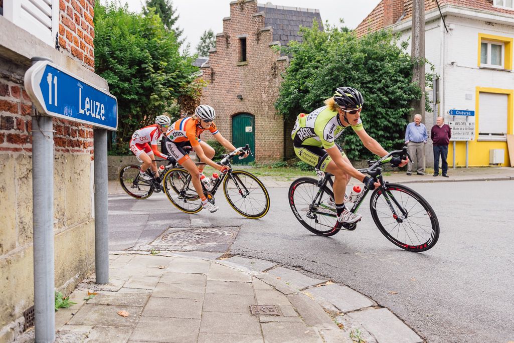 Natalie Van Gogh followed by Jeanne Korevaar (Netherlands)