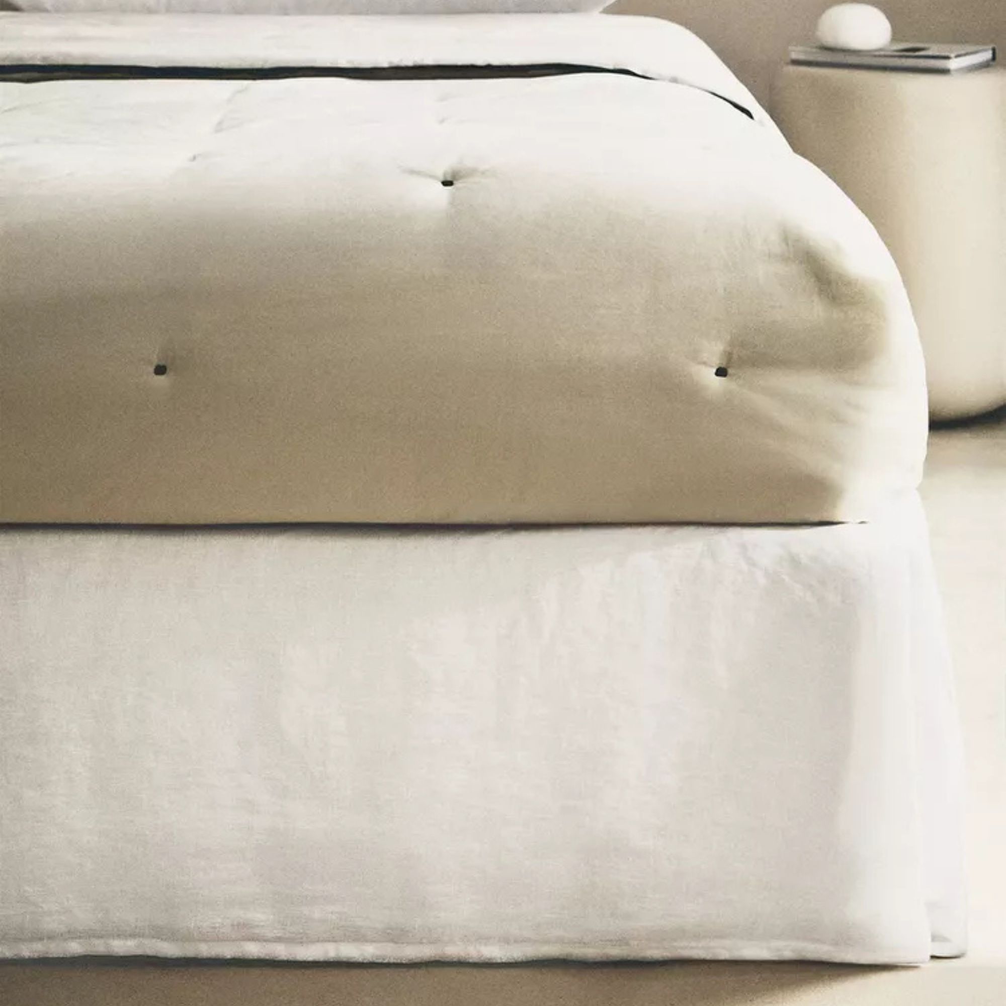 Faded Linen Bedskirt