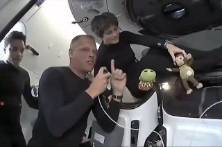 SpaceX Crew-4 pilot Bob Hines and mission specialist Samantha Cristoforetti let their daughters select their zero-g indicators, a plush turtle named Zippy and small monkey named Etta.