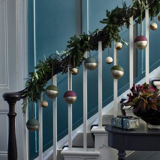 24 Christmas colour schemes to transform your home for the holidays ...