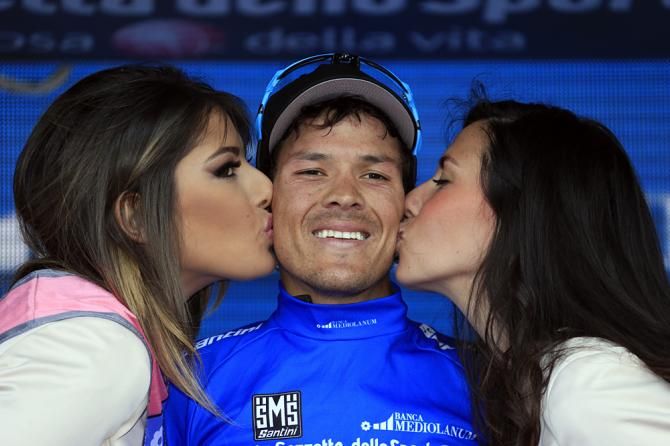 Julian Arredondo (Trek) in the blue jersey of best climber
