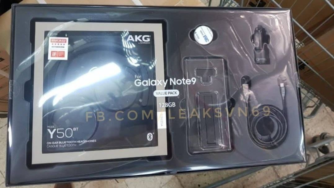 You might be able to get all of this with your Note 9. Credit: LeaksVN69