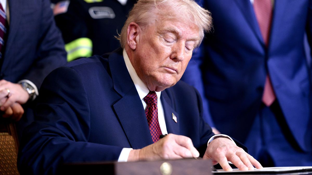 The Trump White House is ready to regulate AI, but it's exactly the wrong body to do so, and its control could become a problem