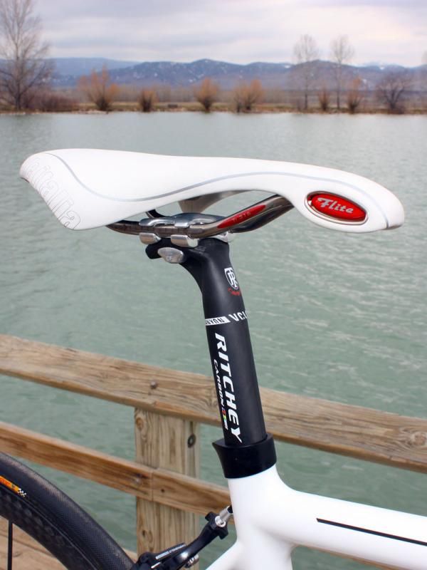 Selle Italia's Flite saddle is mounted atop Canyon's own VCLS seatpost - an offshoot of Ritchey's carbon model but with more flexible basalt fibers added in for a softer ride