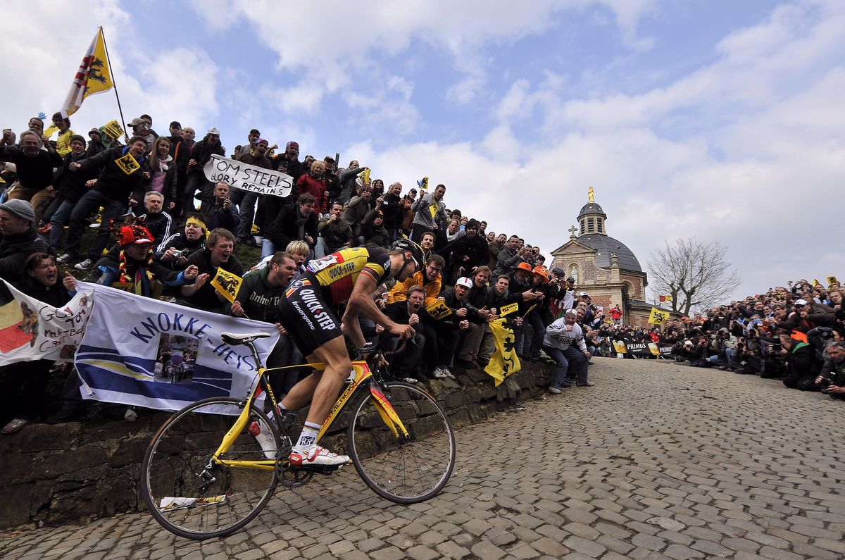 Tom Boonen on the Muur van Geraardsbergen in 2010