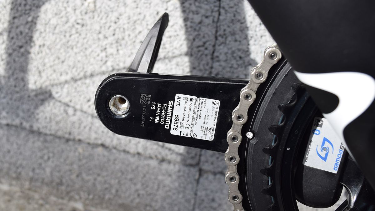 Thomas runs 175mm Shimano Dura-Ace cranks