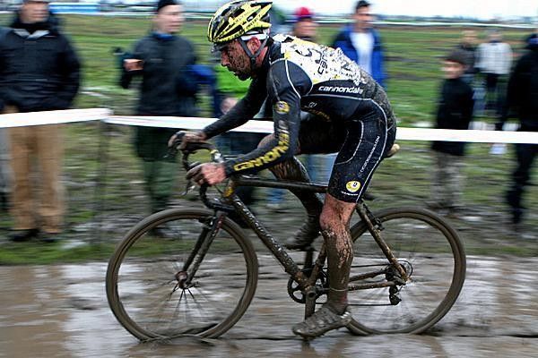Tim Johnson on his way to win