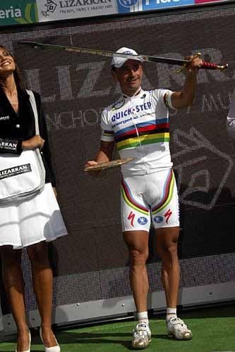 Excalibur: Okay, so Paolo Bettini (Quick Step) isn't British, and it's not the 1500s, but the sword is impressive nonetheless.