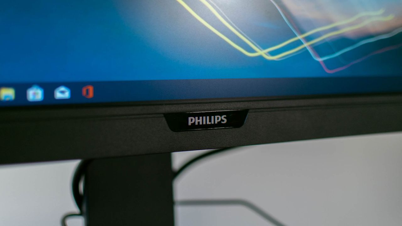 Philips 243B9 logo