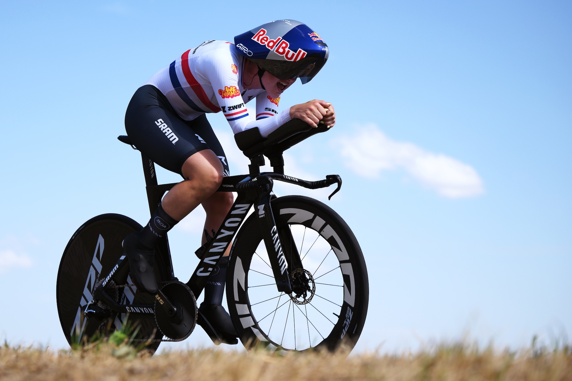 Zoe B&auml;ckstedt of Canyon-SRAM rides to fourth place on stage 4 ITT of Tour de France Femmes