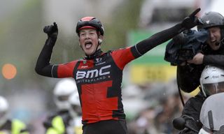 Stage 4 - Stefan Küng wins stage 4 at Tour de Romandie