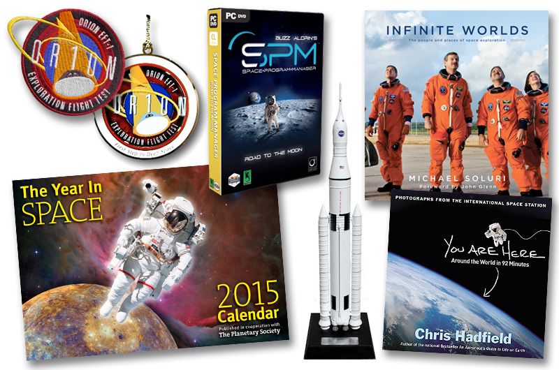 collectSPACE.com presents five holiday gift ideas for space history buffs. 