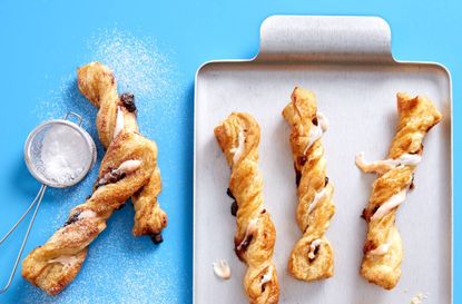 creme egg puff pastry twists