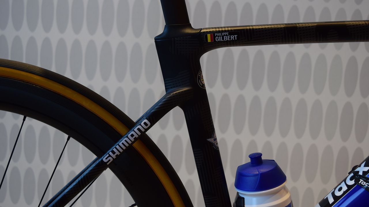A rear tab on the seat tube improves aerodynamics and allows for the flex in the seat post