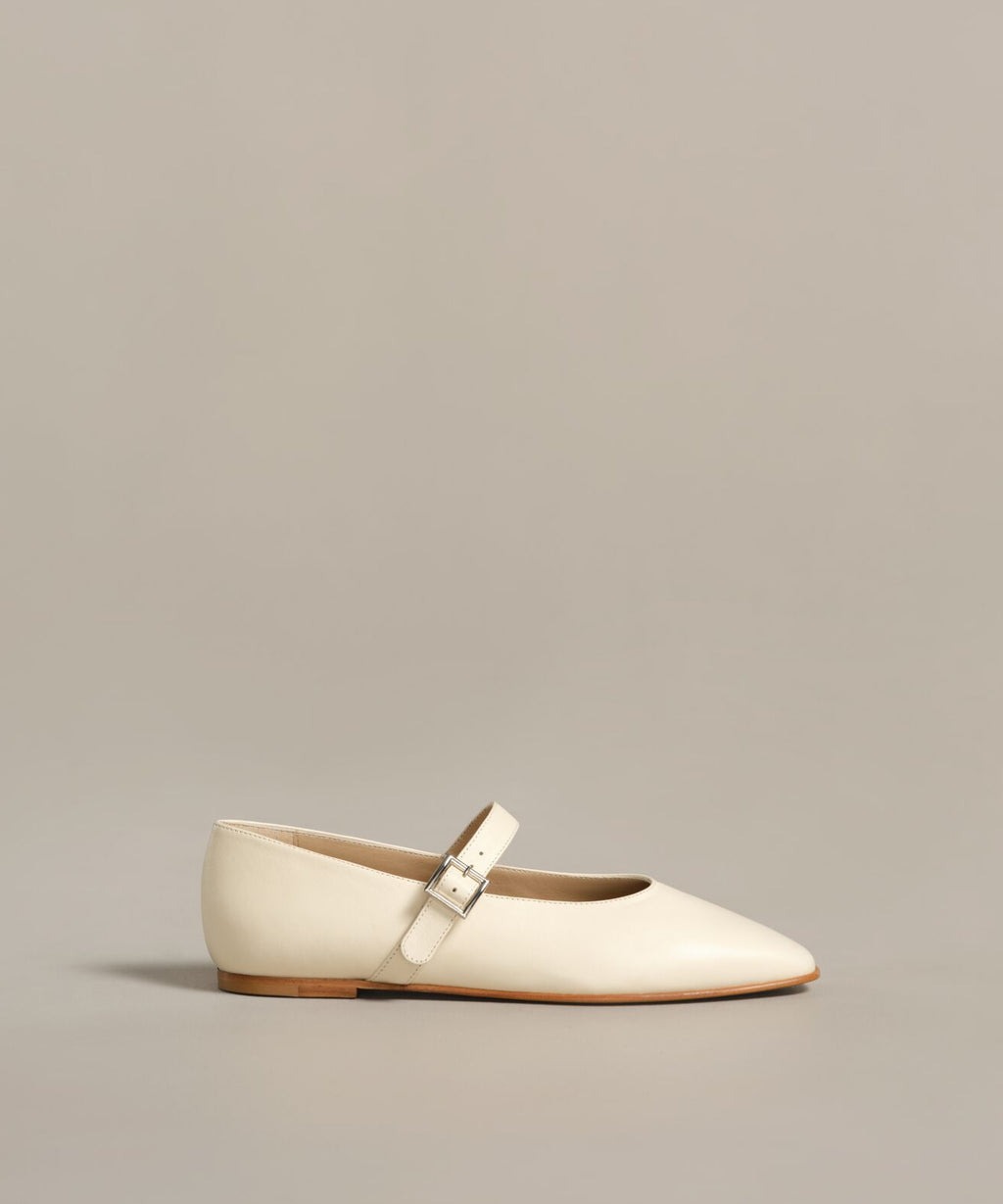 Jenni Kayne, Lana Flat
