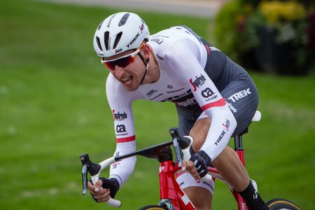 Bauke Mollema (Trek-Segafredo) takes an early corner along the course