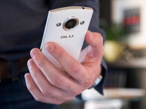 The Blu Selfie and its 13MP camera