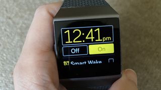 Fitbit Ionic review - features