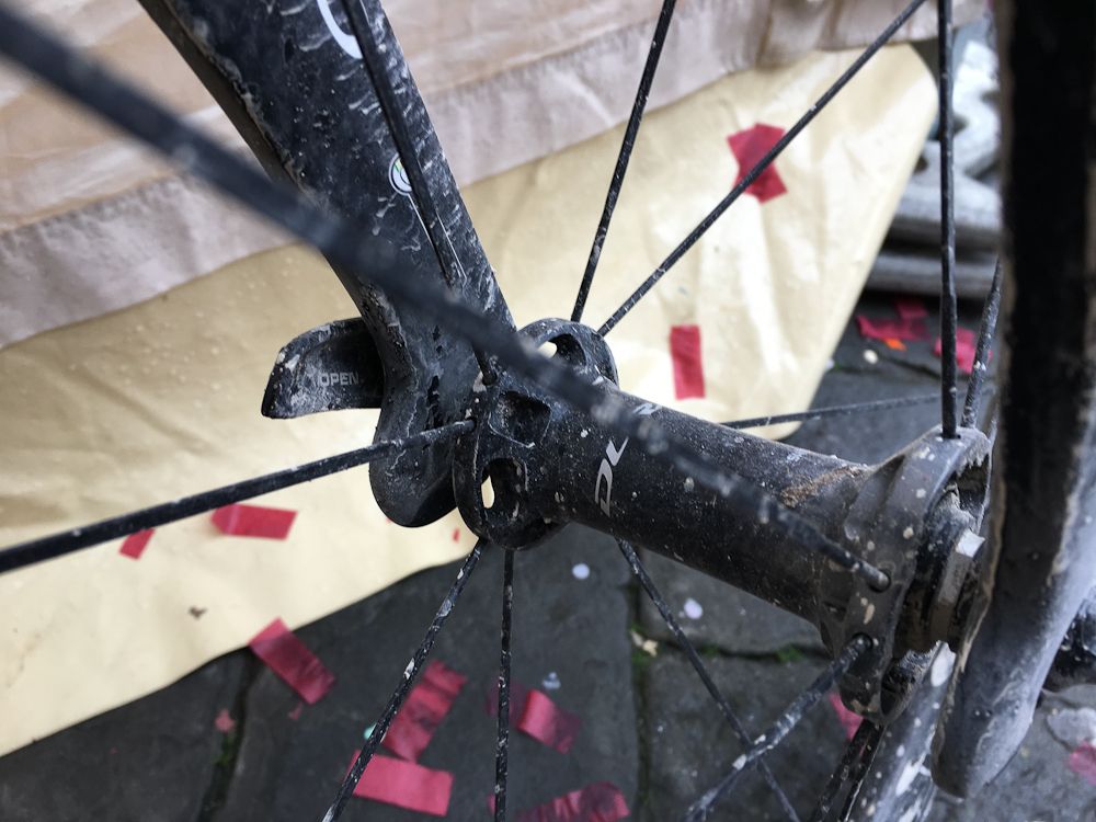 The front hub on Kwiatkowski's Shimano wheels.