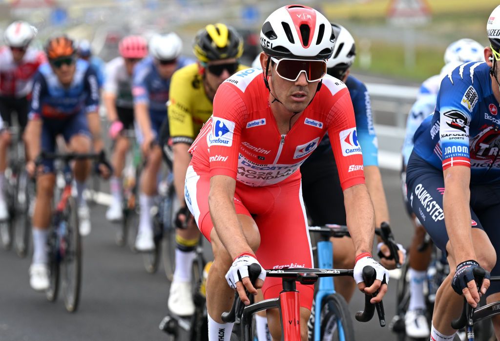 MAESTU PARQUE NATURAL DE IZKI SPAIN SEPTEMBER 05 Ben OConnor of Australia and Team Decathlon AG2R La Mondiale Red Leader Jersey competes during the La Vuelta 79th Tour of Spain 2024 Stage 18 a 1798km stage from VitoriaGasteiz to Maestu Parque Natural de Izki UCIWT on September 05 2024 in Maestu Parque Natural de Izki Spain Photo by Tim de WaeleGetty Images