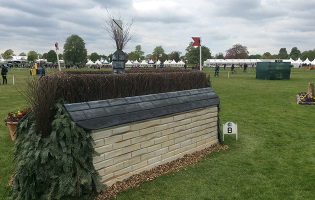 Badminton Fences 2017