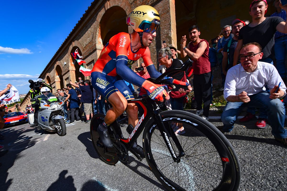 Vincenzo Nibali (Bahrain-Merida) hits the climb on the opening time trial