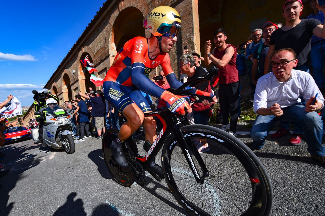 Vincenzo Nibali (Bahrain-Merida) hits the climb on the opening time trial