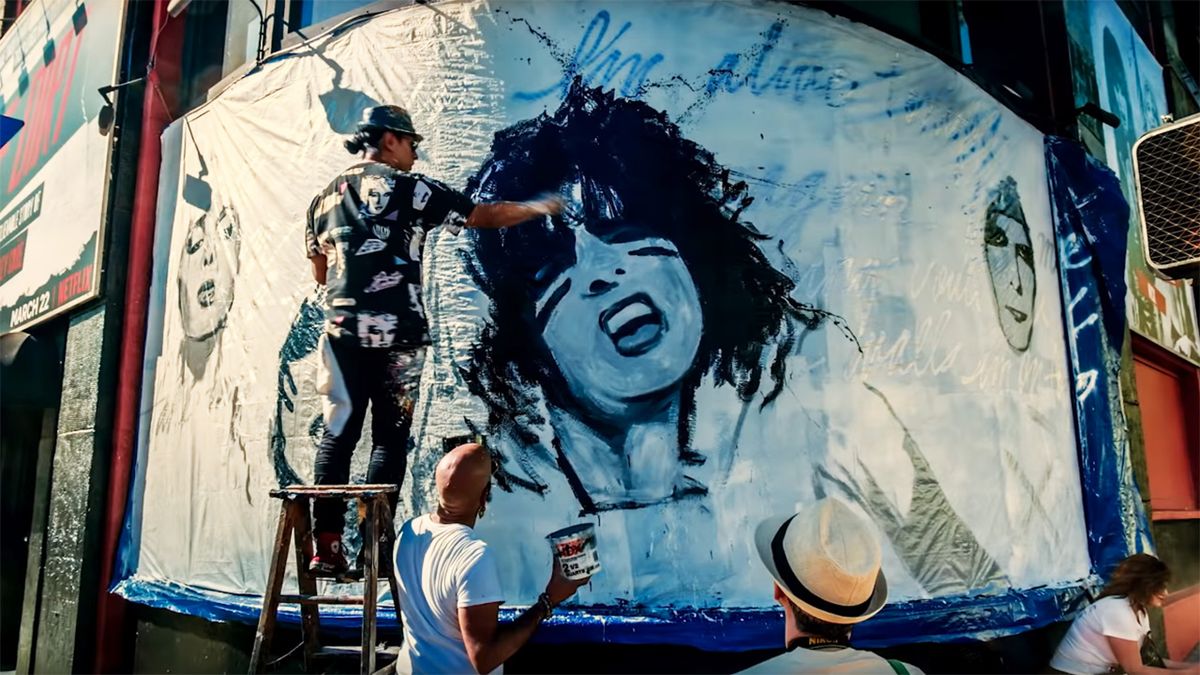 Watch how stunning Motley Crue mural was created at the Whisky A