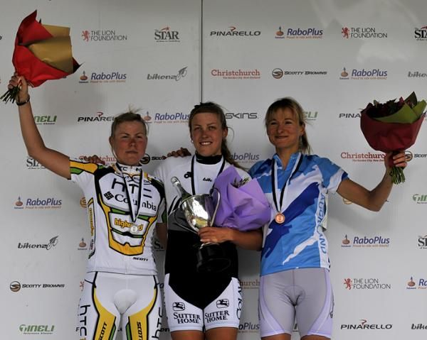 Women&rsquo;s podium from left to right, Linda Villumsen, Rushlee Buchanan and kaytee Boyde