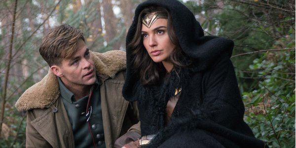 Wonder Woman Chris Pine Gal Gadot Scouting