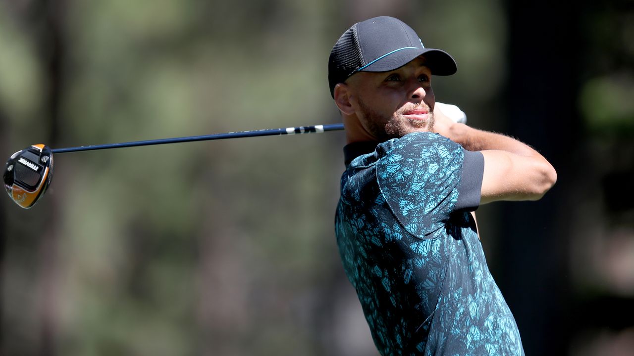 Steph Curry playing golf at the American Century Championship