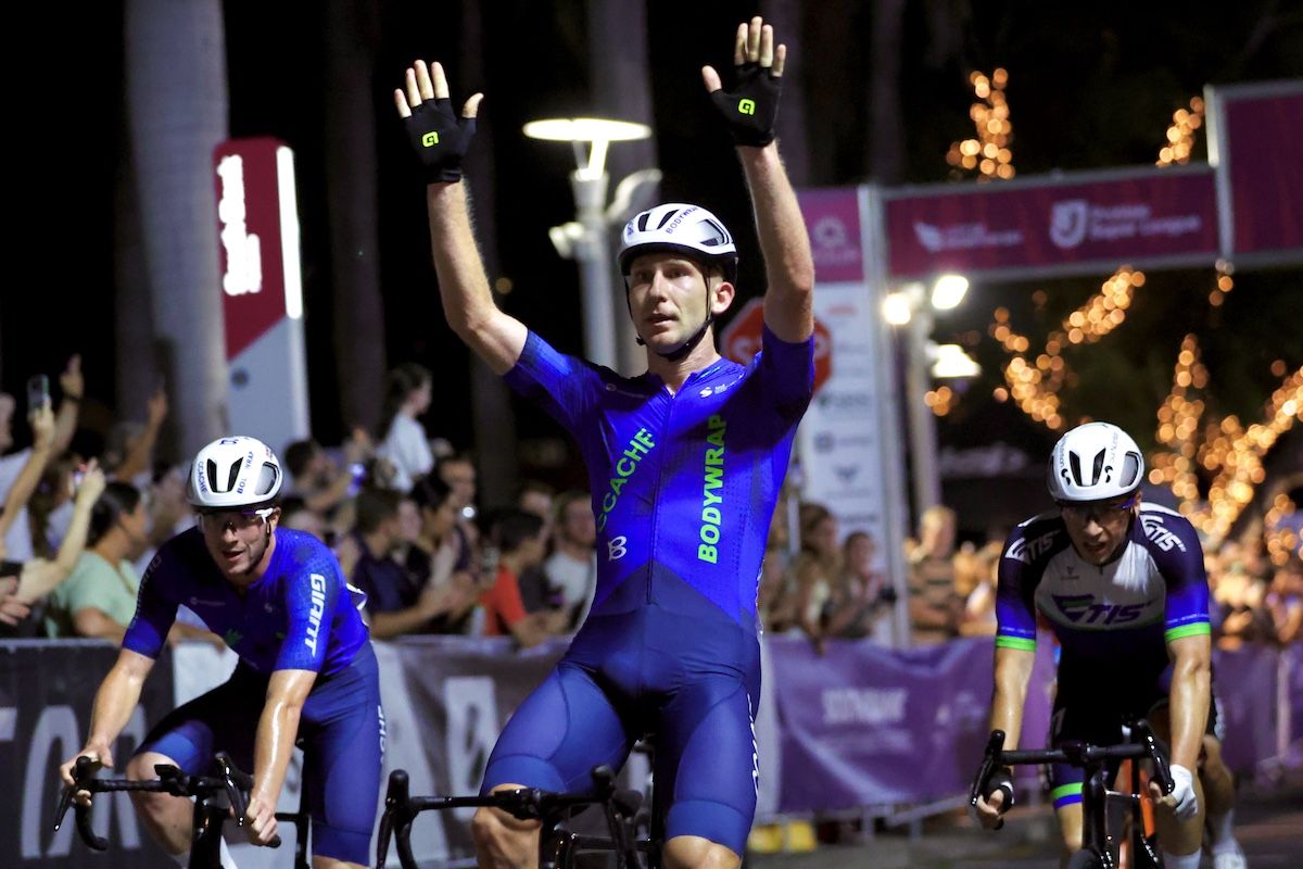 Cameron Scott (CCACHE x Bodywrap) claims stage 1 men's criterium of the Q Tour, the final round of the ProVelo Super League 2025
